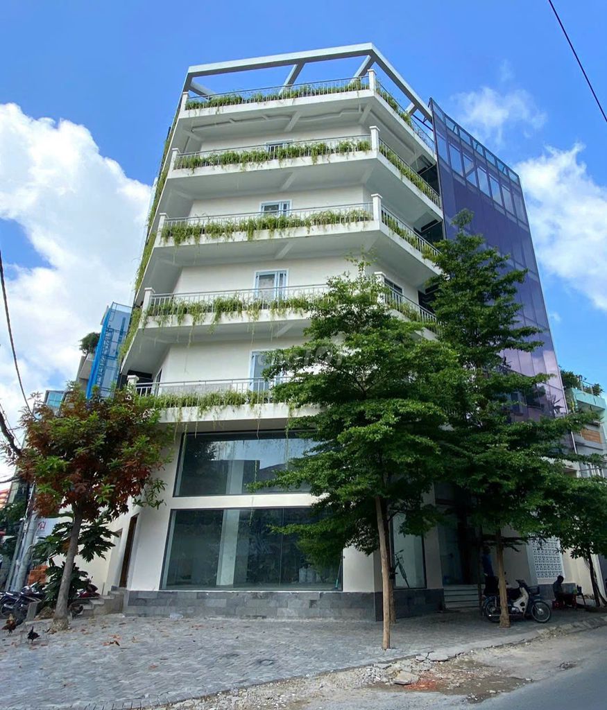 Cho thuê văn phòng góc 2 mặt tiền Nơ Trang Long, Quận Bình Thạnh 700m² - Giá tốt, vị trí đắc địa!