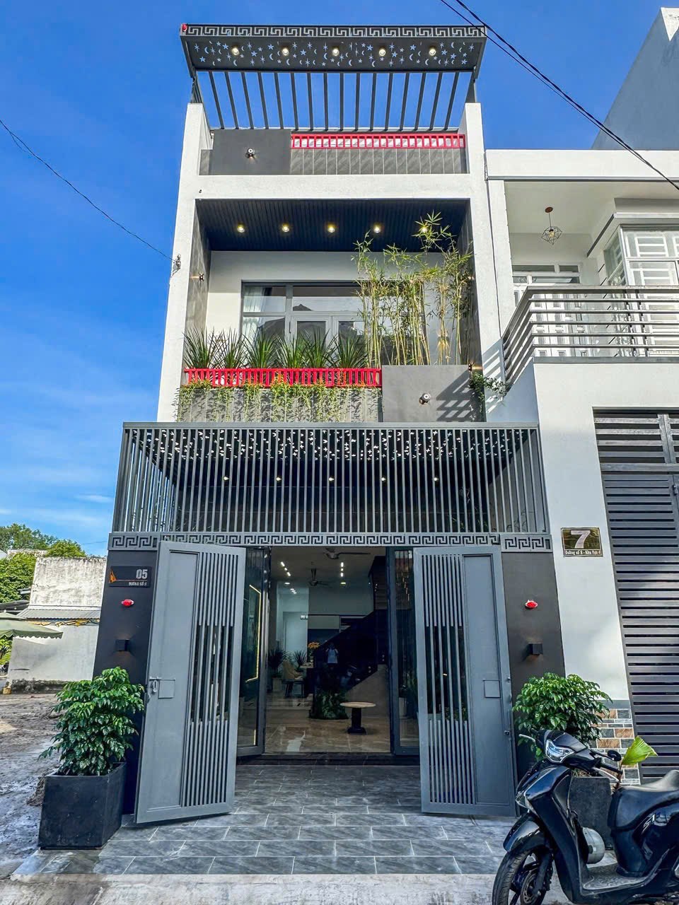 Nhà mặt tiền KDC Hồng Phát 92.25m² giá 6.15 tỷ - Đầu tư sinh lời, tiện ích đầy đủ!