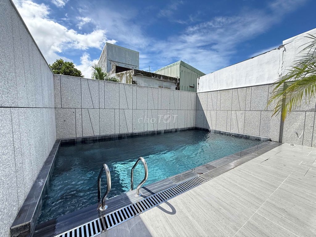 Căn hộ 1 phòng ngủ Khuê Mỹ 40m² giá 11.9 triệu - Hồ bơi & Phòng Gym mới tinh!