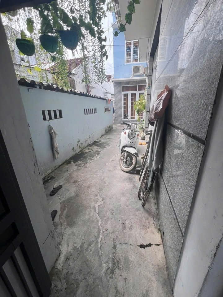 Nhà phố Vạn Thạnh Nha Trang 46m² giá 1.9 tỷ - Gần biển, trung tâm thành phố!