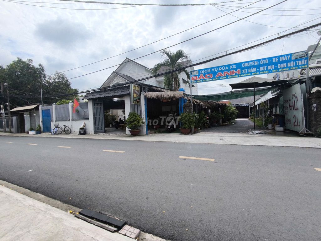 Nhà Vườn 960m² - MT Giác Đạo - Ngay Ngã Tư Trung Chánh - Giá 28 tỷ - Cơ hội đầu tư tuyệt vời!