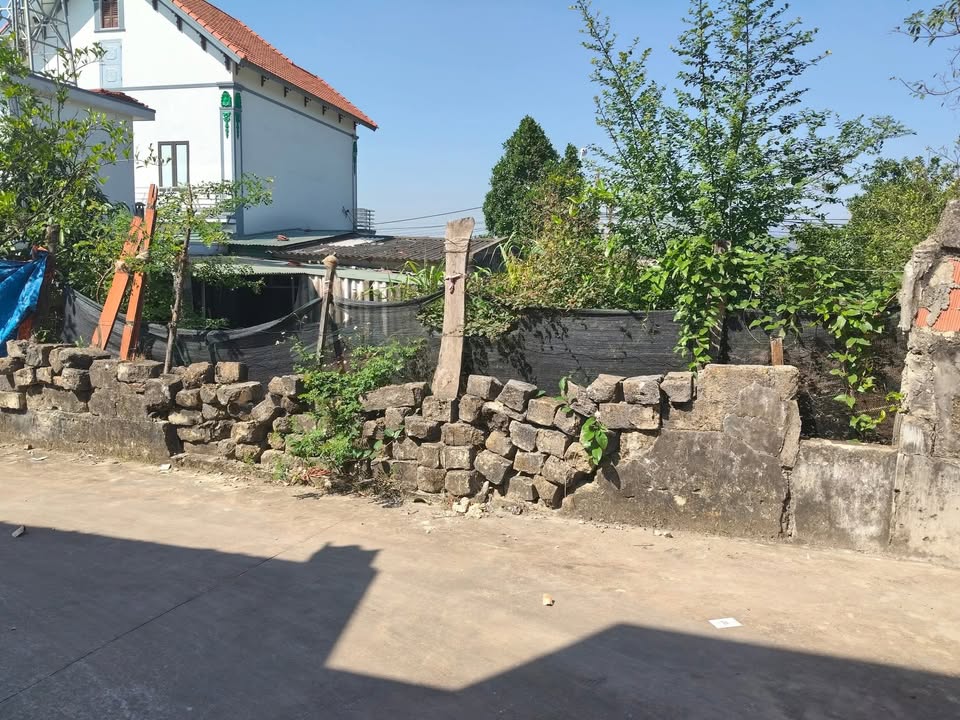 Đất thổ cư Tràng An Đông Triều 91m² giá 500 triệu - Mặt tiền 10m, vị trí đẹp!