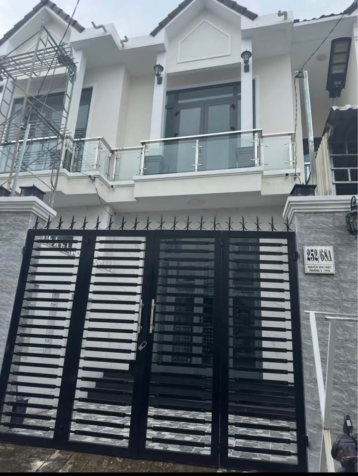 Nhà bán Vĩnh Long 69.6m² giá 2.46 tỷ - Lộ nhựa ô tô tới nhà!