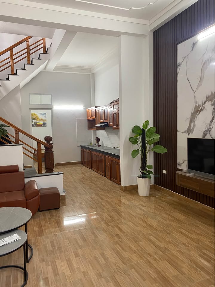 Nhà riêng Quảng Hưng, Thanh Hóa 64m² giá 2xx tỷ - Ngõ ô tô vào tận nơi!