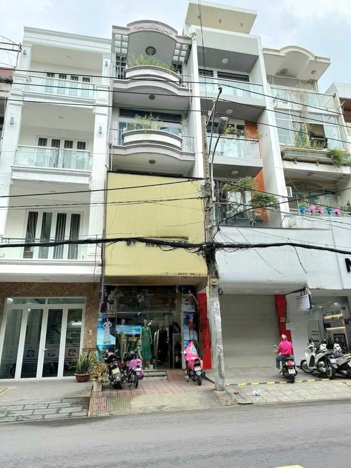 Nhà nguyên căn mặt tiền Nguyễn Hồng Đào, Quận Tân Bình, 64m² - Kinh doanh tự do!