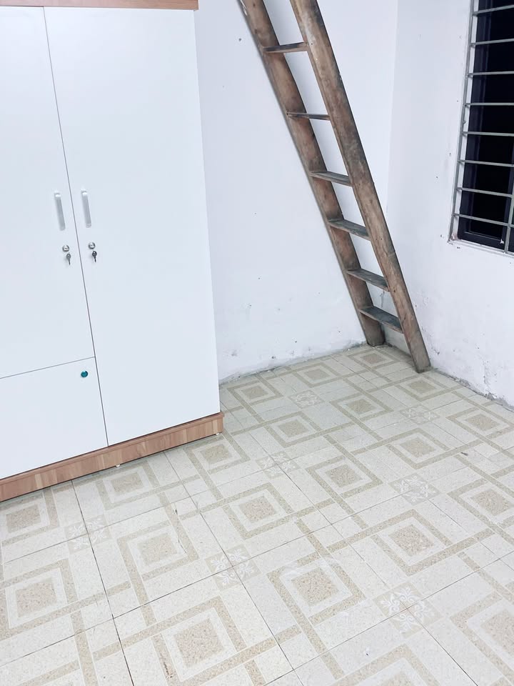 Phòng trọ cho thuê tại Ngõ 73 Yên Xá - Vệ sinh khép kín, không chung chủ