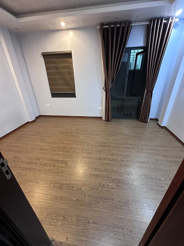 Nhà nguyên căn 4 tầng tại Phương Canh, Nam Từ Liêm - Chỉ 3 triệu/tháng!