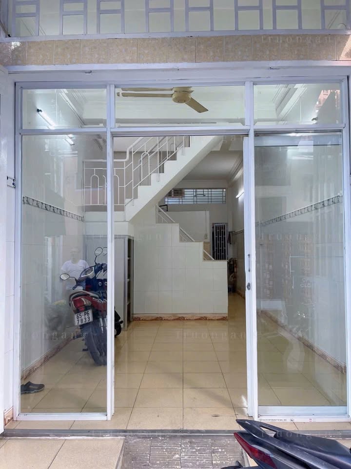 Nhà cho thuê 2 tầng hẻm Trương Định, Ninh Kiều, Cần Thơ - Giá 6 triệu/tháng!