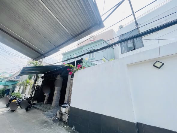 Nhà 3 tầng Tân Thới Hiệp 165m² giá 8.5 tỷ - Đầu tư sinh lời ngay!