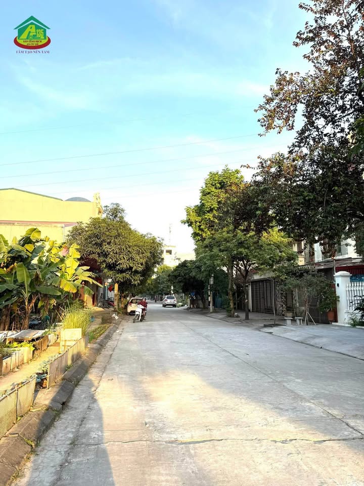 Đất nền Tân Thành, Ninh Bình 100m² - Mặt tiền 4.5m, giao thông thuận lợi!