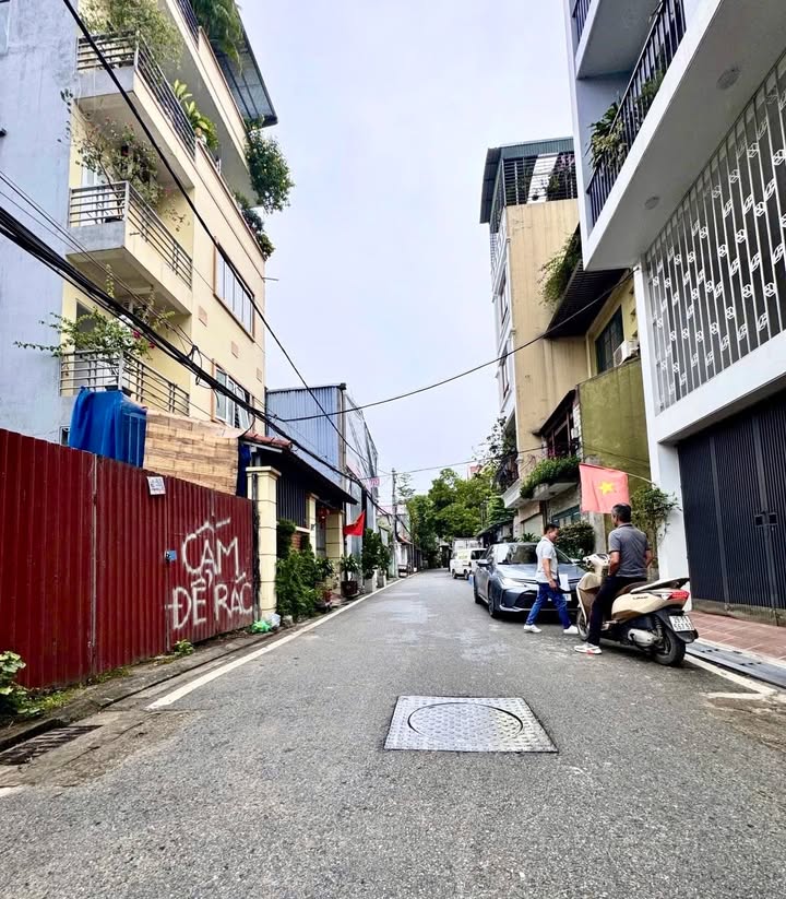 Đất nền Giang Biên Long Biên 90m² giá 13 tỷ - Cơ hội đầu tư hiếm có!