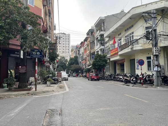 Đất nền Văn Quán Hà Đông 67.5m² giá 17 tỷ - Sổ đỏ chính chủ, phong thủy tuyệt vời!