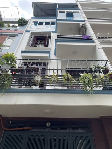 Nhà phố Nguyễn Sơn Hà, Hà Đông 100m² giá 2 tỷ - Chính chủ, pháp lý rõ ràng!