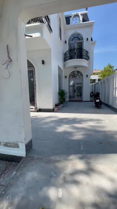 Biệt thự đường Số 12, KĐT 5A, 176.4m² giá 6.15 tỷ - Tặng full nội thất!