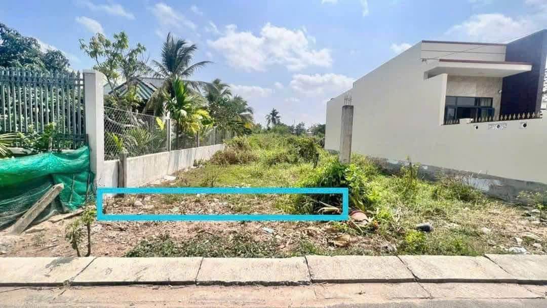 Đất nền mặt tiền đường Trần Quốc Toản, phường 6, Sóc Trăng - Giá chỉ 2.268 tỷ, vị trí đắc địa!