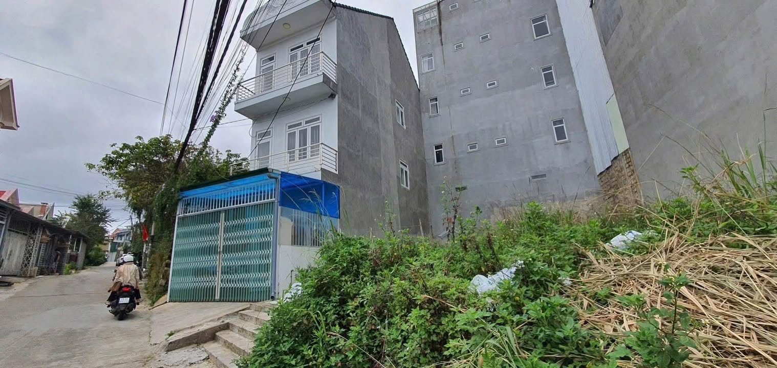 Đất Mặt Tiền Nguyễn Đình Chiểu, Đà Lạt 83m² giá 7 tỷ - Đầu tư sinh lời!