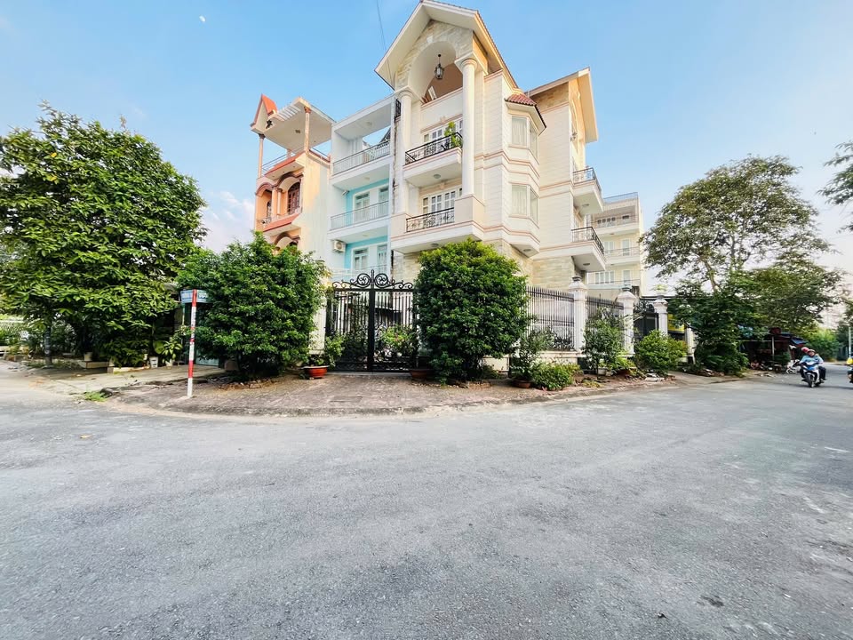 Lô đất Global City Phước Long B 110m² giá 11.5 tỷ - Cơ hội đầu tư sinh lời!