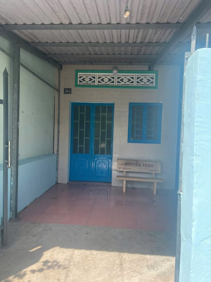 Nhà cấp 4 cho thuê tại Phước Hậu, Cần Giuộc 120m² giá 2 triệu - Không gian an ninh tuyệt vời!