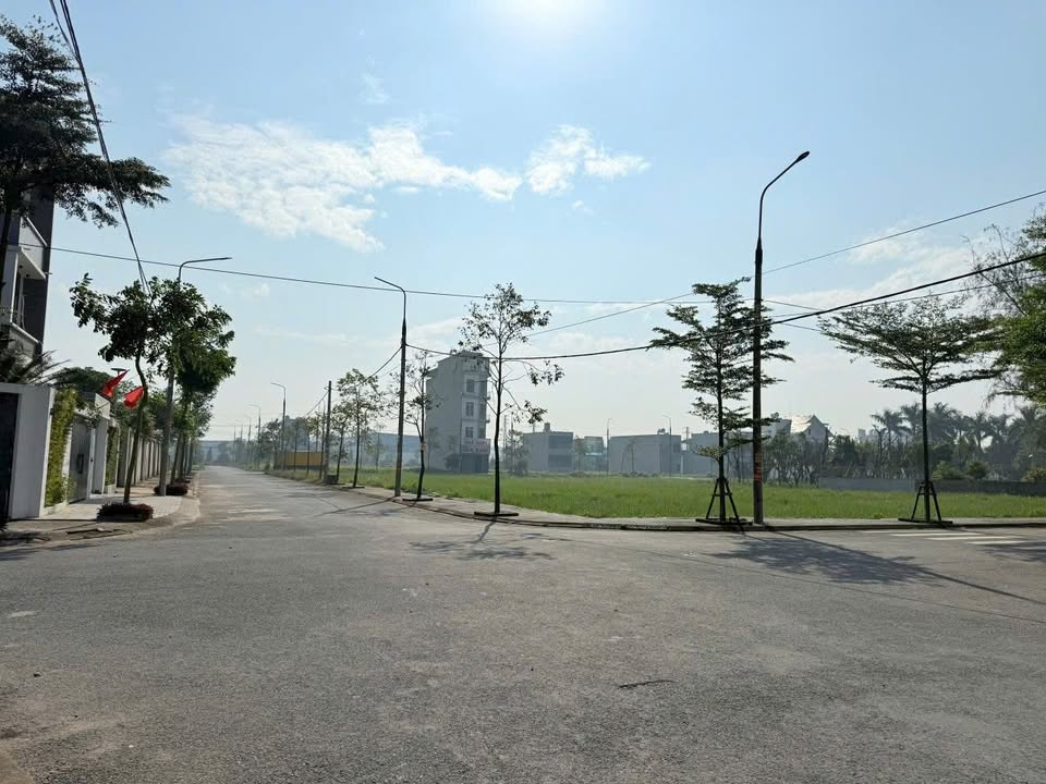 Biệt thự Tây Giang Tiền Hải 200m² giá 3.6 tỷ - Cơ hội hiếm có!