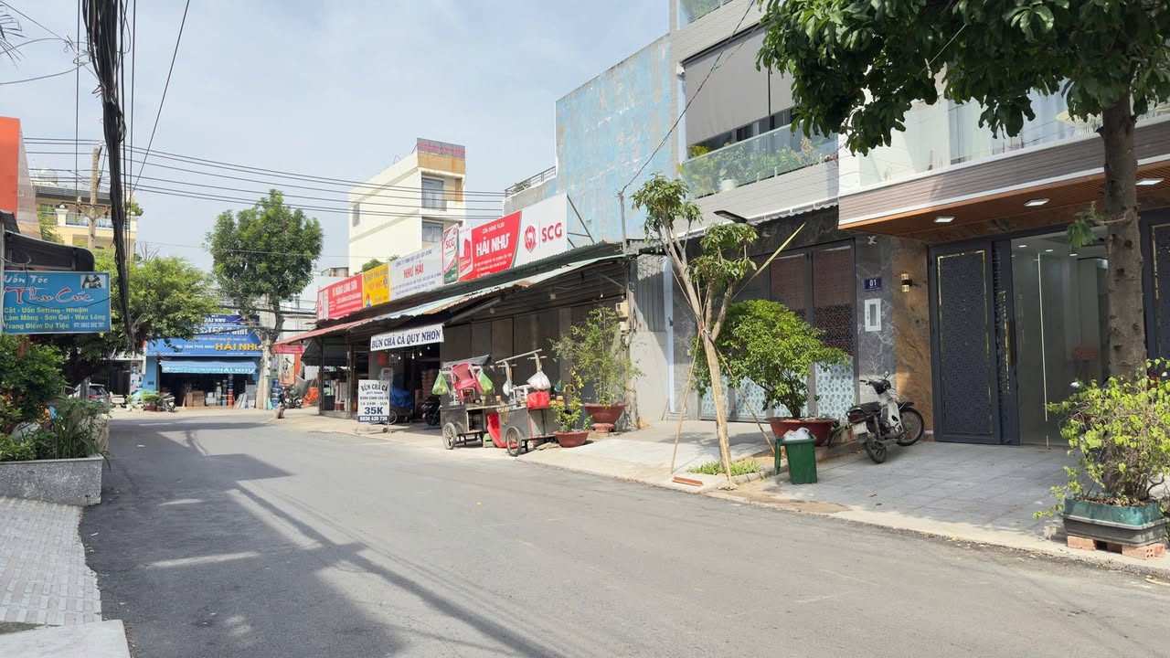 Bán nhà mặt tiền Phạm Hữu Lầu, quận 7 - 80m² giá 17.9 tỷ - Kinh doanh đỉnh cao!