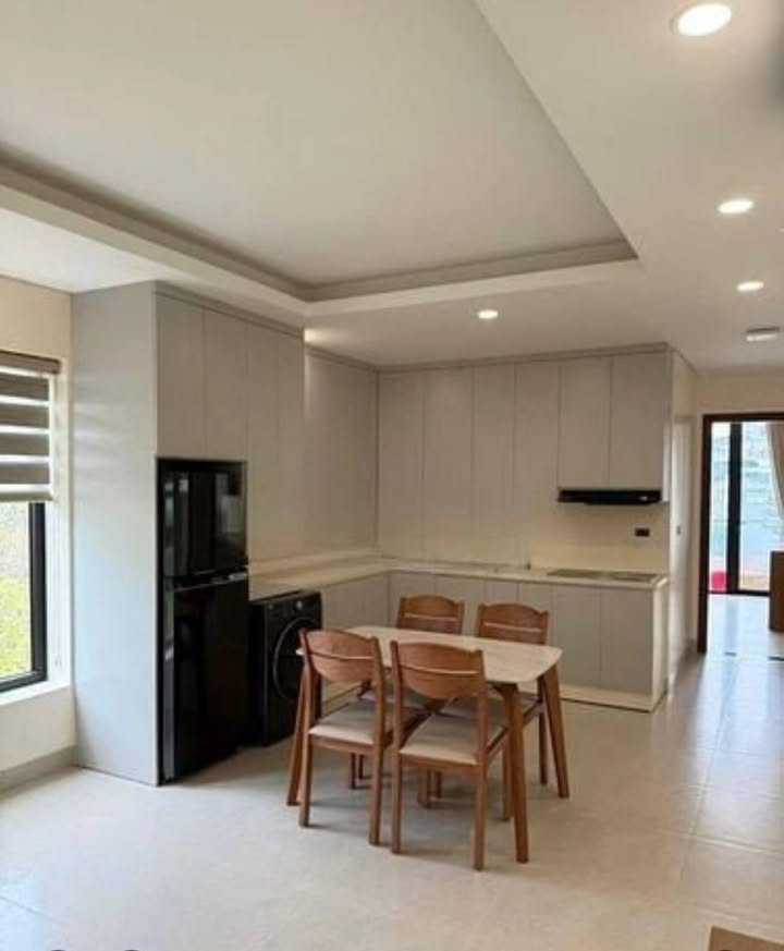 Căn hộ cho thuê tại ngõ 247 Đội Cấn, Ba Đình - Thiết kế hiện đại, nội thất đầy đủ!