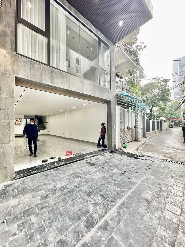 FrontHouse Nguyễn Sơn Long Biên 93m² giá 2 tỷ - Ô tô vào nhà