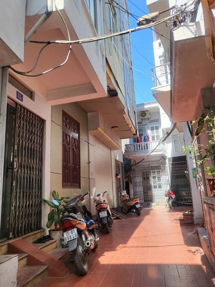 Nhà 4 tầng Trần Hưng Đạo, Hải Phòng 54m² giá 5.5 tỷ - Gần Nhà Hát Lớn!