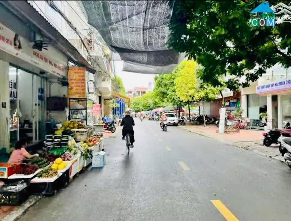 Bán gấp FrontHouse mặt đường Trại Lẻ, Lê Chân, Hải Phòng - Diện tích 81m², giá 11 tỷ thương lượng!