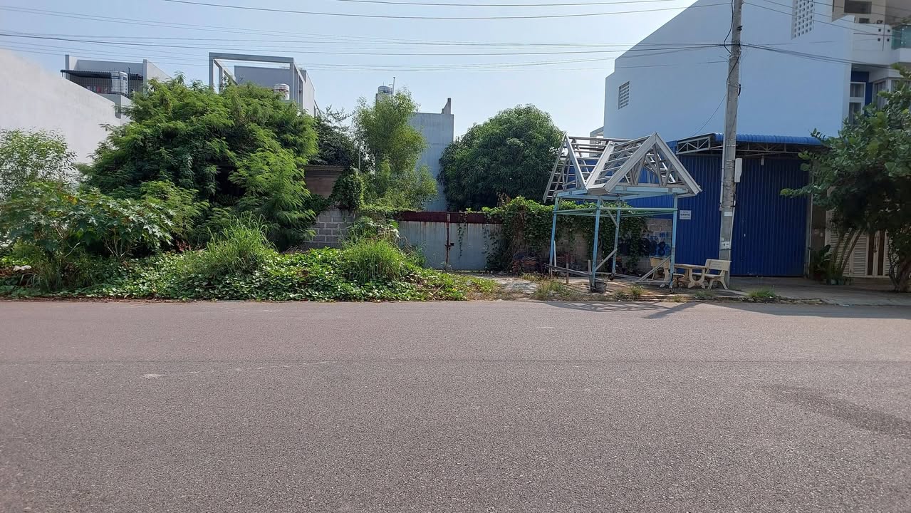 Bán lô đất mặt tiền đường D9, KDC Bắc Xuân An, 100m² - Giá chỉ 3 tỷ!