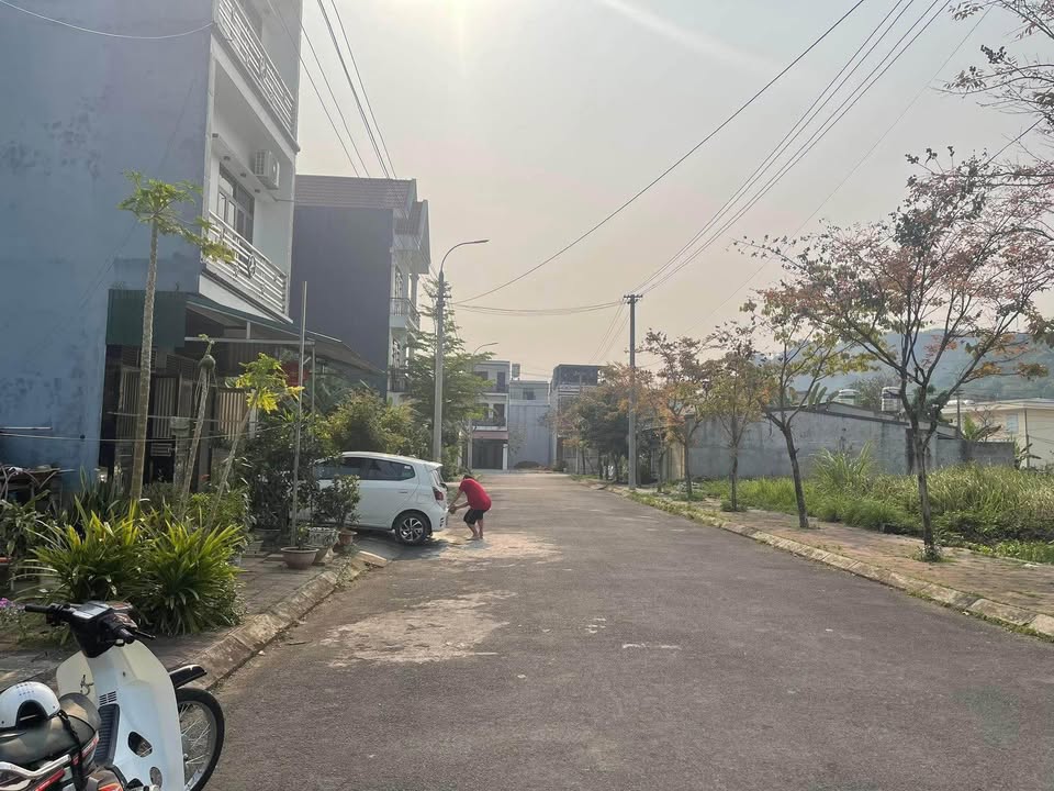 Đất thổ cư Khu đô thị Quang Trung 90m² giá chỉ 1.35 tỷ - Cơ hội đầu tư không thể bỏ lỡ!