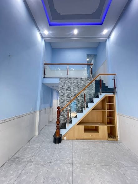 Nhà phố Tân Đông Hiệp Dĩ An 48m² giá 1.85 tỷ - Nhà mới thoáng mát, gần chợ!