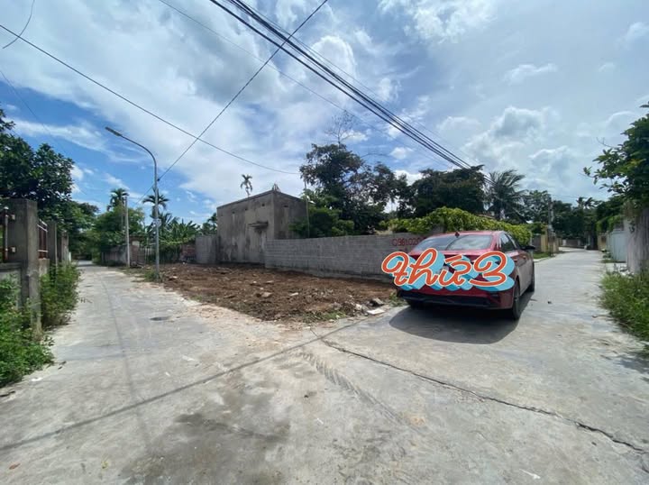 Đất nền Hồng Phong An Dương 60m² giá 1 tỷ - Sổ đỏ chính chủ, đường ô tô vào tận nơi!