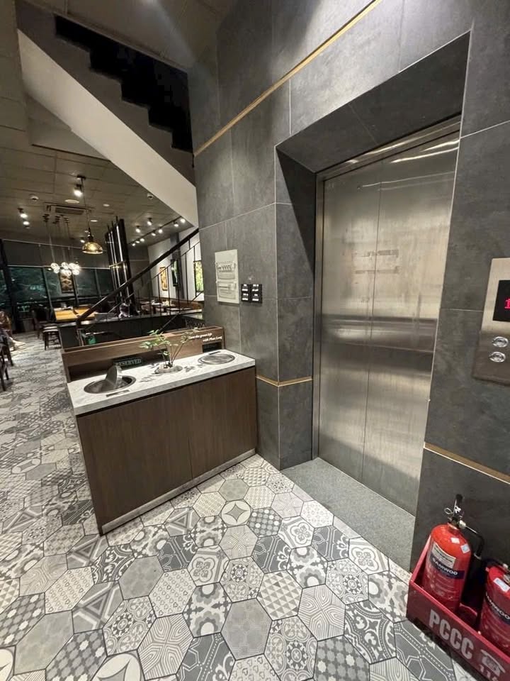 Đất mặt phố Trần Đại Nghĩa, Hai Bà Trưng 140m² giá 108 tỷ - Đầu tư sinh lời ngay!