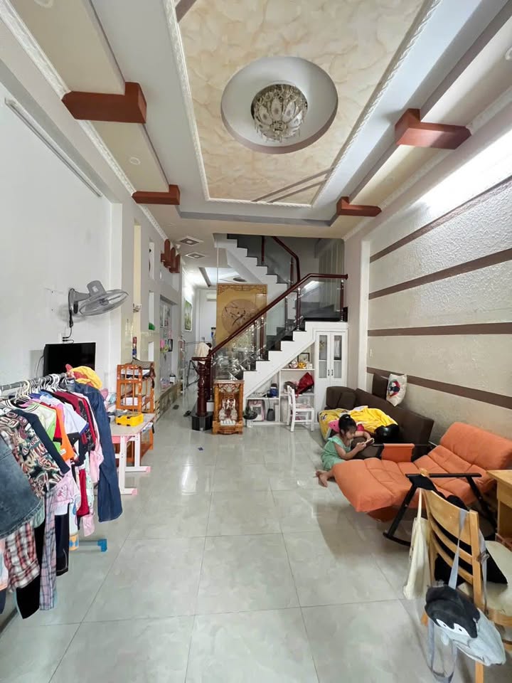 Nhà bán hẻm nhánh đường Nguyễn Tri Phương, phường Tân An, 56m² giá 2.85 tỷ - Gần Đại học Y Dược!