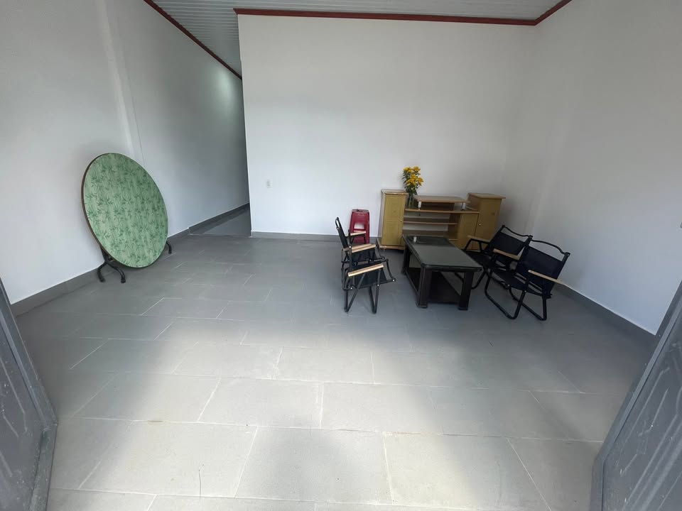 Nhà nguyên căn tại Xô Viết Nghệ Tĩnh, Đà Lạt 60m² giá 6 triệu - Phù hợp cho gia đình nhỏ!