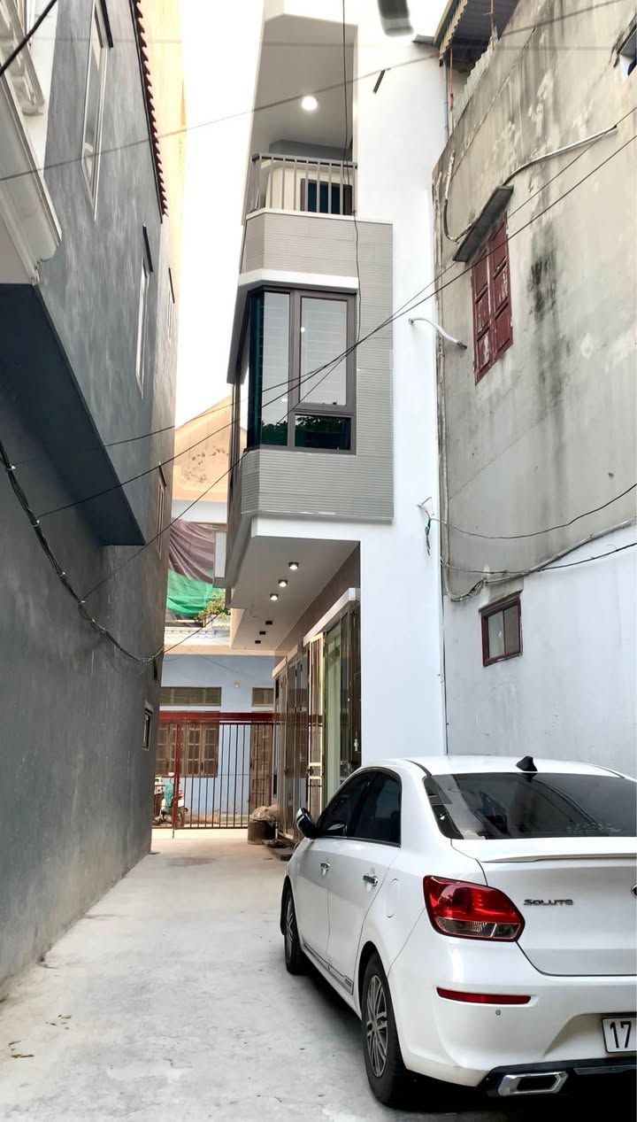 Nhà 3 tầng tại Trần Lãm, Thái Bình 40m² giá 2 tỷ - Ngõ thoáng, gần bệnh viện!