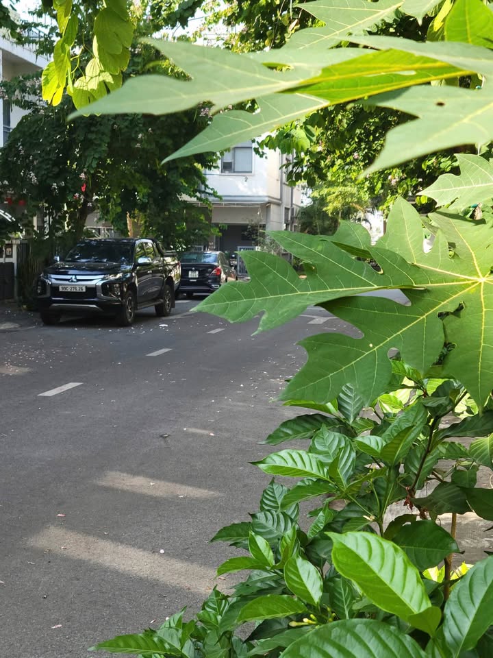 Townhouse Belhomes Từ Sơn 75m² giá 6 tỷ - Thiết kế biệt thự sân vườn hoàn hảo!