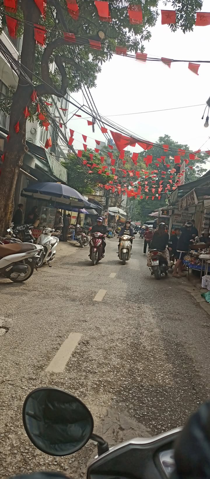 Đất nền Đông Ngạc, Bắc Từ Liêm 74m² - Vị trí đẹp, tiện ích đầy đủ!