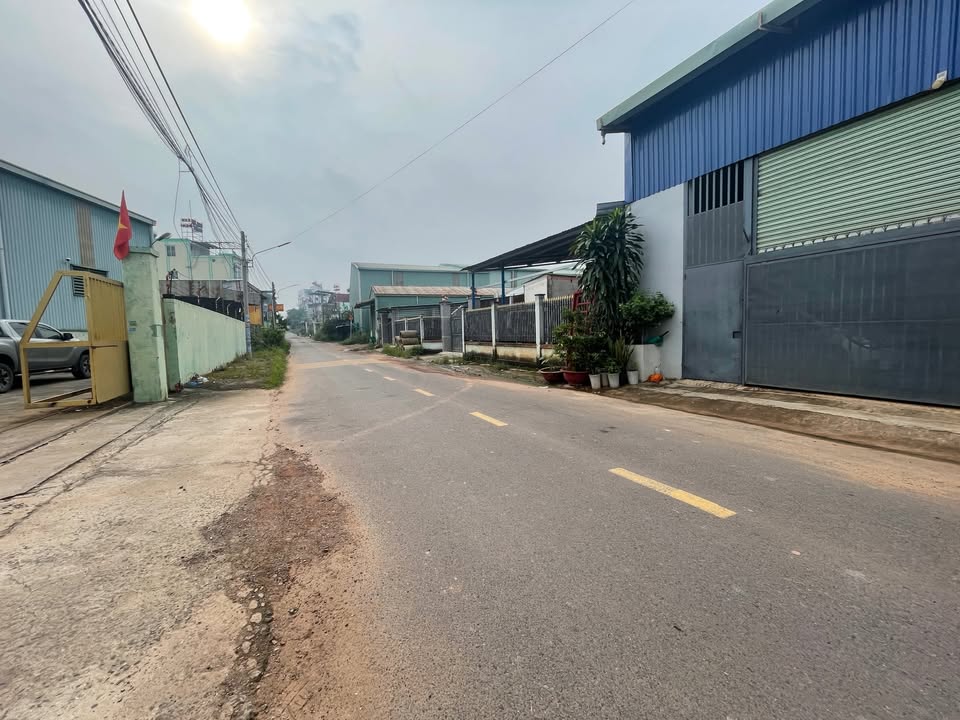 Nhà phố cho thuê 2 mặt tiền tại Khánh Bình, Tân Uyên - 250m² giá 20 triệu/tháng