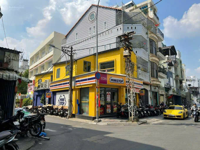 Đất mặt tiền Huyền Quang – Tân Định, Q.1 – 366m² giá 117.12 tỷ - Đầu tư sinh lời ngay!