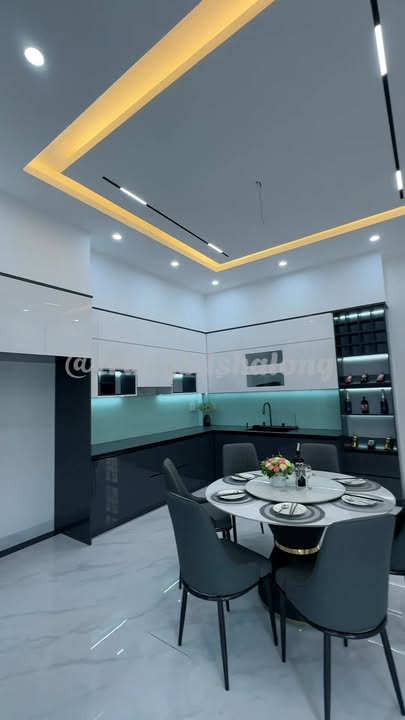 Nhà 4 tầng có thang máy tại KĐT Lideco Bãi Muối, giá 6.9 tỷ - Đầu tư sinh lời!