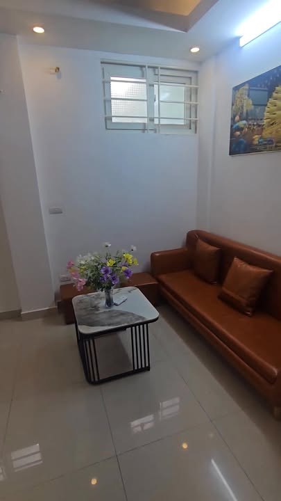 Nhà 50m² 2PN 1VS tại Chùa Bộc, Đống Đa - Siêu thoáng, giá chỉ từ 1 tỷ!