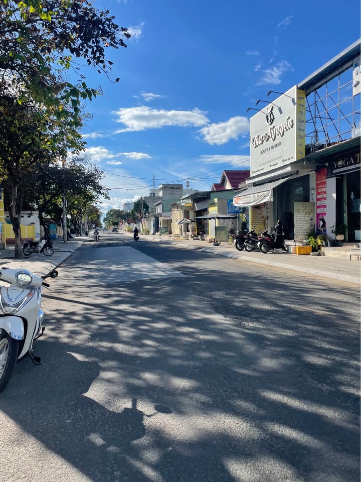 Đất nền thương mại đường Phan Chu Trinh, Kon Tum 440m² giá 6 tỷ - Đầu tư sinh lời ngay!