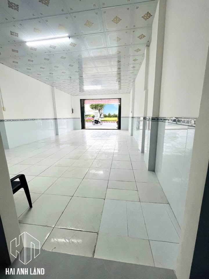 Cho thuê mặt bằng mặt tiền Nguyễn Trung Trực, Rạch Giá 100m² - Giá chỉ 10 triệu/tháng