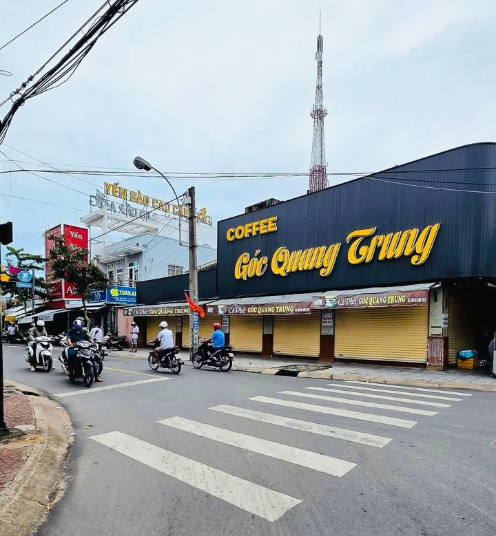 Nhà 2 tầng mặt tiền Quang Trung, Rạch Giá, 165m² giá 3.7 tỷ - Thích hợp vừa ở vừa kinh doanh!