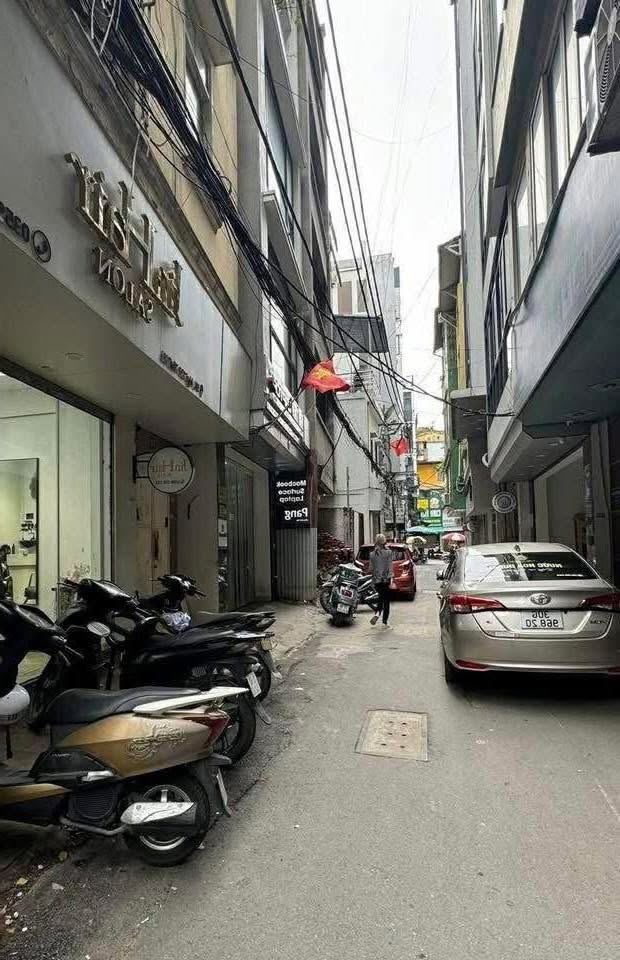 Nhà mặt ngõ ô tô Thái Hà Đống Đa 94m² giá thương lượng - Đầu tư sinh lời ngay!