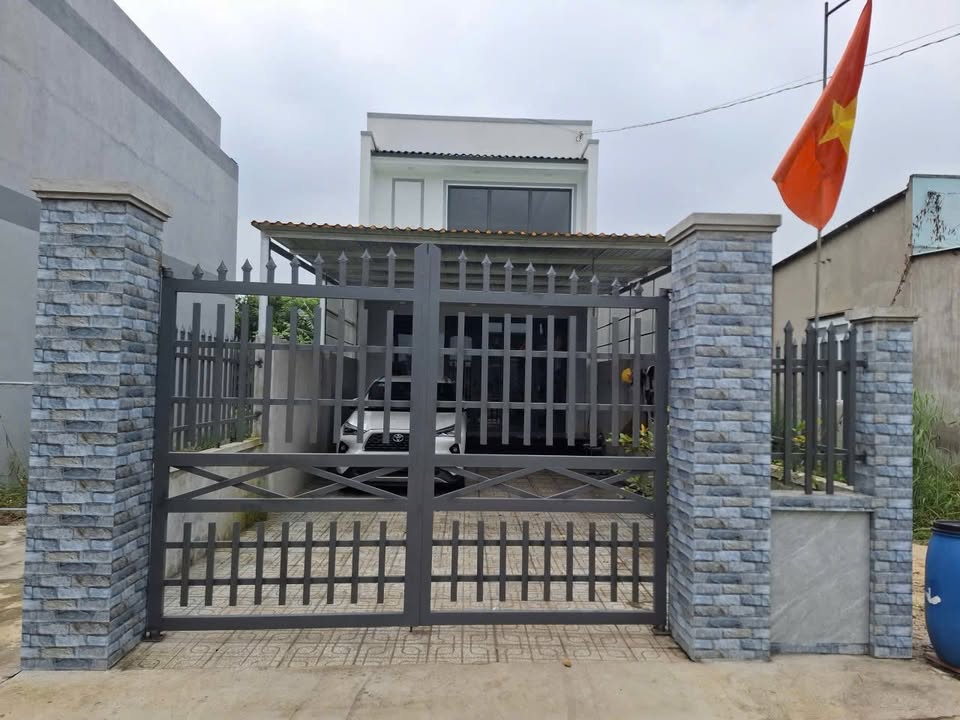 Nhà Bàu Cạn 5m x 28m giá 2 tỷ - Full thổ cư, sẵn sàng ở ngay!