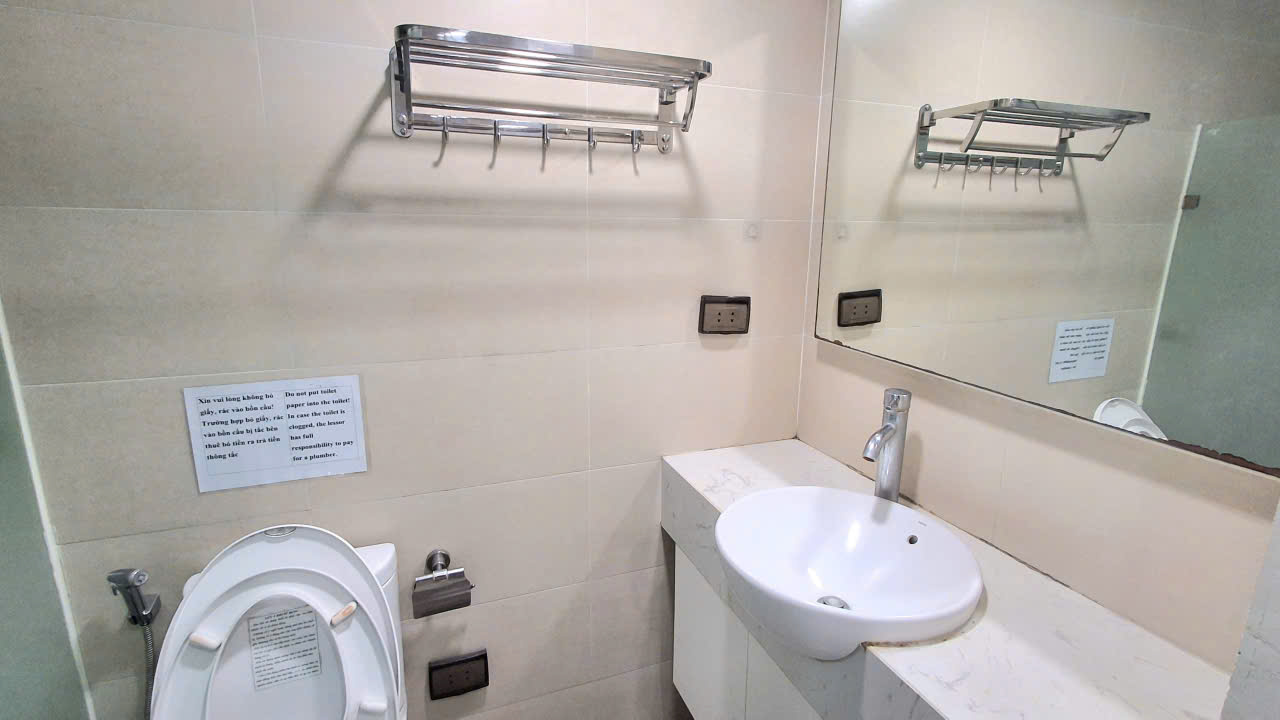 Căn hộ Studio 40m² tại 36 Trung Hòa - Nội thất đầy đủ, giá thỏa thuận!