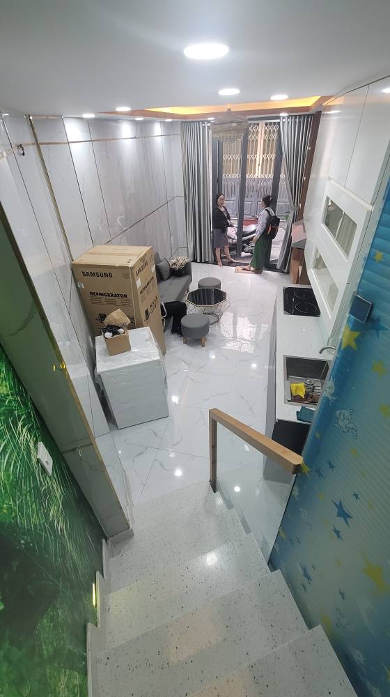 Nhà phố Quận 4, 21m² giá 3.9 tỷ - Sổ hồng chính chủ, ở ngay!