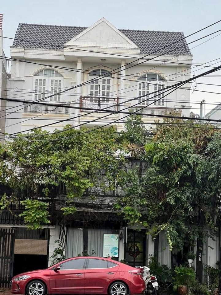 Nhà mặt tiền Trương Định, Thủ Dầu Một 170m² giá 12.5 tỷ - Vị trí đắc địa kinh doanh